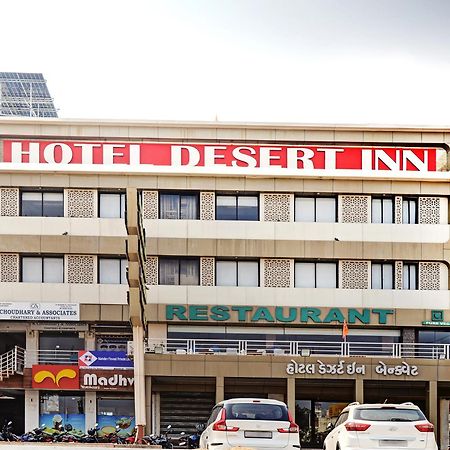 Hotel Desert Inn Tharad Bagian luar foto